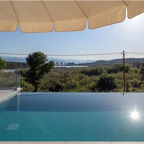 3 bedroom villa with pool & seaview, near Acharavi, sleeps 6